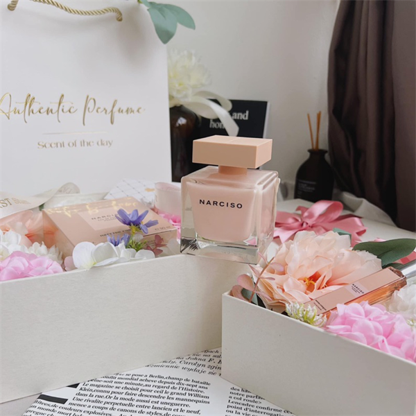 Nước Hoa Nữ Narciso Rodriguez Poudree EDP 30ml