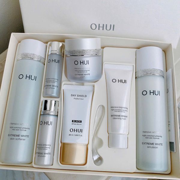 Bộ Dưỡng Trắng da cao cấp  Ohui Extreme White 7pcs Special Set