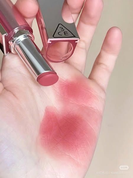 Son Thỏi 3CE Mịn Lì Rosiness - Màu Hồng Phấn 4g Blur Matte Lipstick