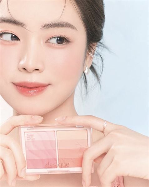 Má Hồng Dasique Blending Layer check 2ô #01 Summer Coral