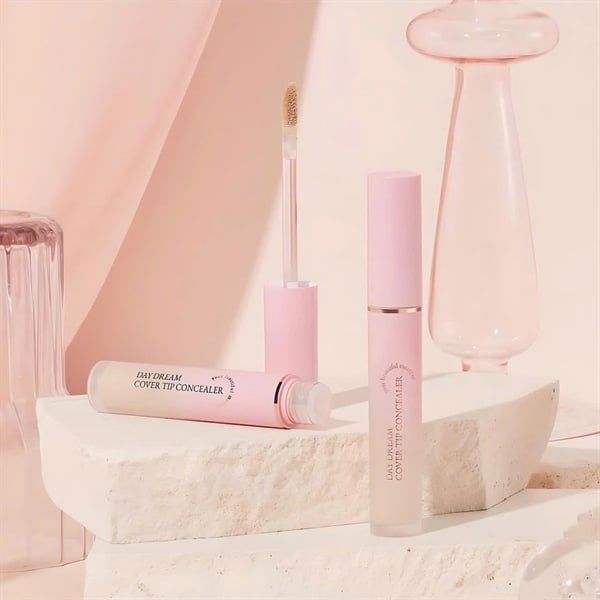 Kem Che Khuyết Điểm Aperire Daydream Cover Tip Concealer 4.5ml