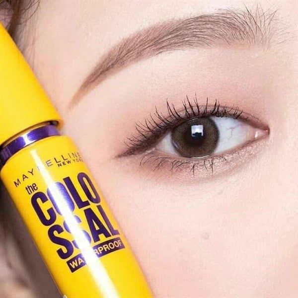 Mascara ngăn rụng mi dày mi Maybelline The Colossal Waterproof 9.2ml - Màu Đen