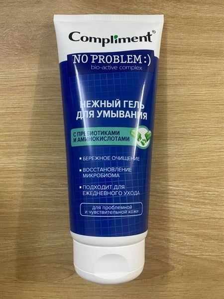 Gel Rửa Mặt Compliment No Problem Prebiotics Axit Amin 200ml Nga