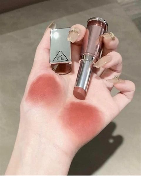 Son Thỏi 3CE Blur Matte Lipstick - #Peanut Beige