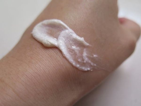 Sữa rửa mặt gạo có hạt The Face Shop Rice Water Bright 150ml