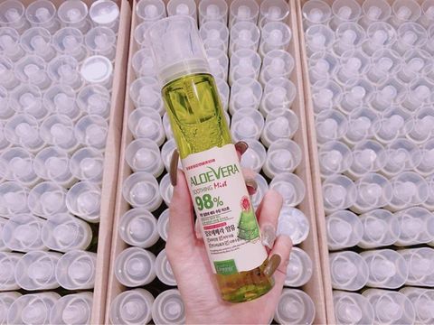 Xịt khoáng Lô Hội Aloevera 98% Soothing Gel 118ml ( Dạng Chai Vòi )