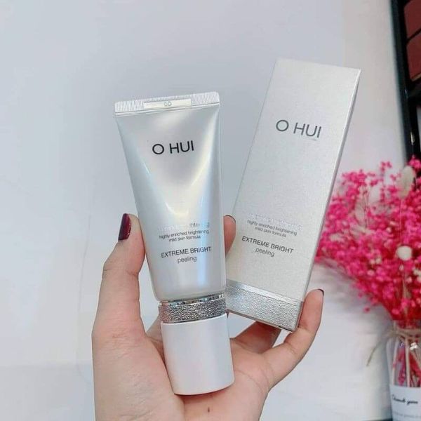 Tẩy Tế Bào Chết OHUI Dưỡng Trắng Da Extreme Bright Peeling 60ml