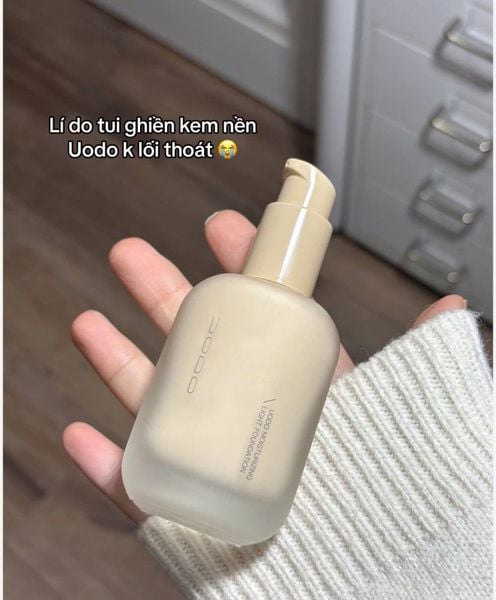 UODO Kem Nền Dạng Lỏng Cấp Ẩm Moisturizing Light Foundation