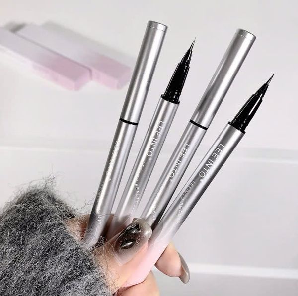 LEE INTO Bút Kẻ Mắt Eye Waterproof Liquid Eyeliner
