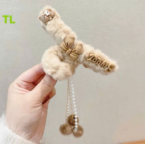 Kẹp Cào Lông Cham tua rua