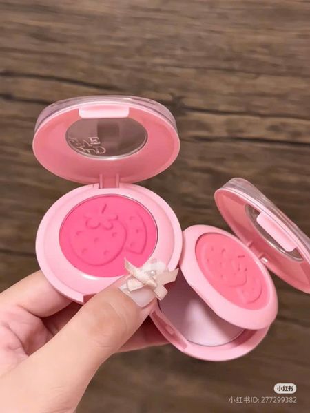 Bảng Phấn Má Hồng 2 Tầng Hold Live Kèm Highlight Bắt Sáng