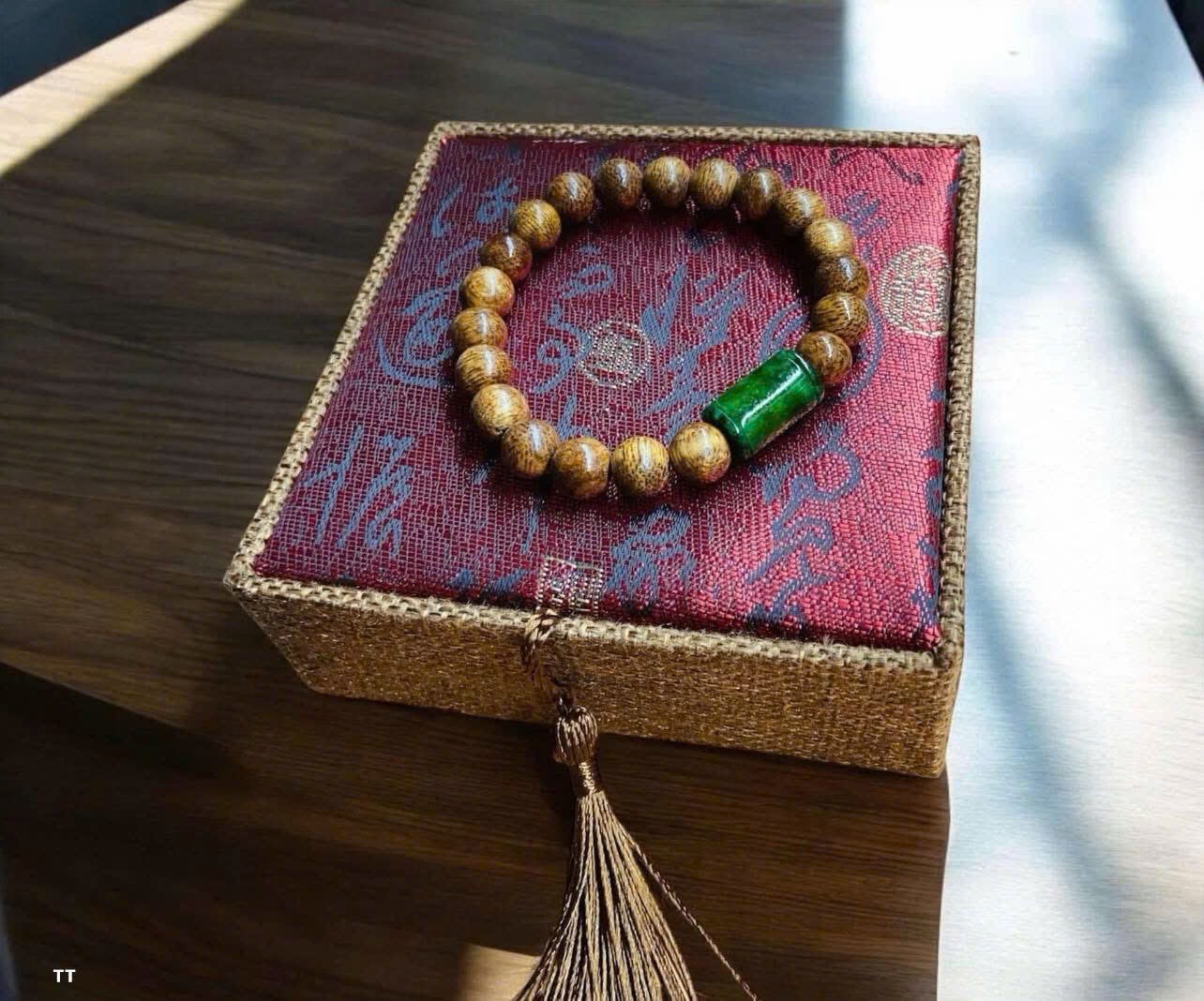 Trầm Tốc Mic Lu Sơn Thủy - Vòng phong thủy nhỏ gọn, mùi thơm đặc trưng