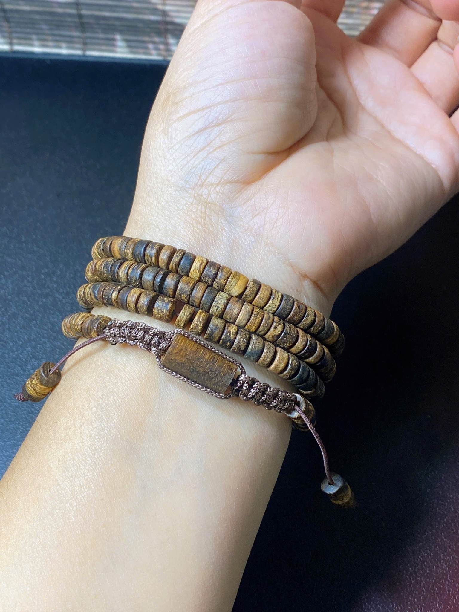 Chuỗi hạt thắt dó dây Indonesia tự nhiên – Hương thơm nhẹ nhàng, phong thủy may mắn