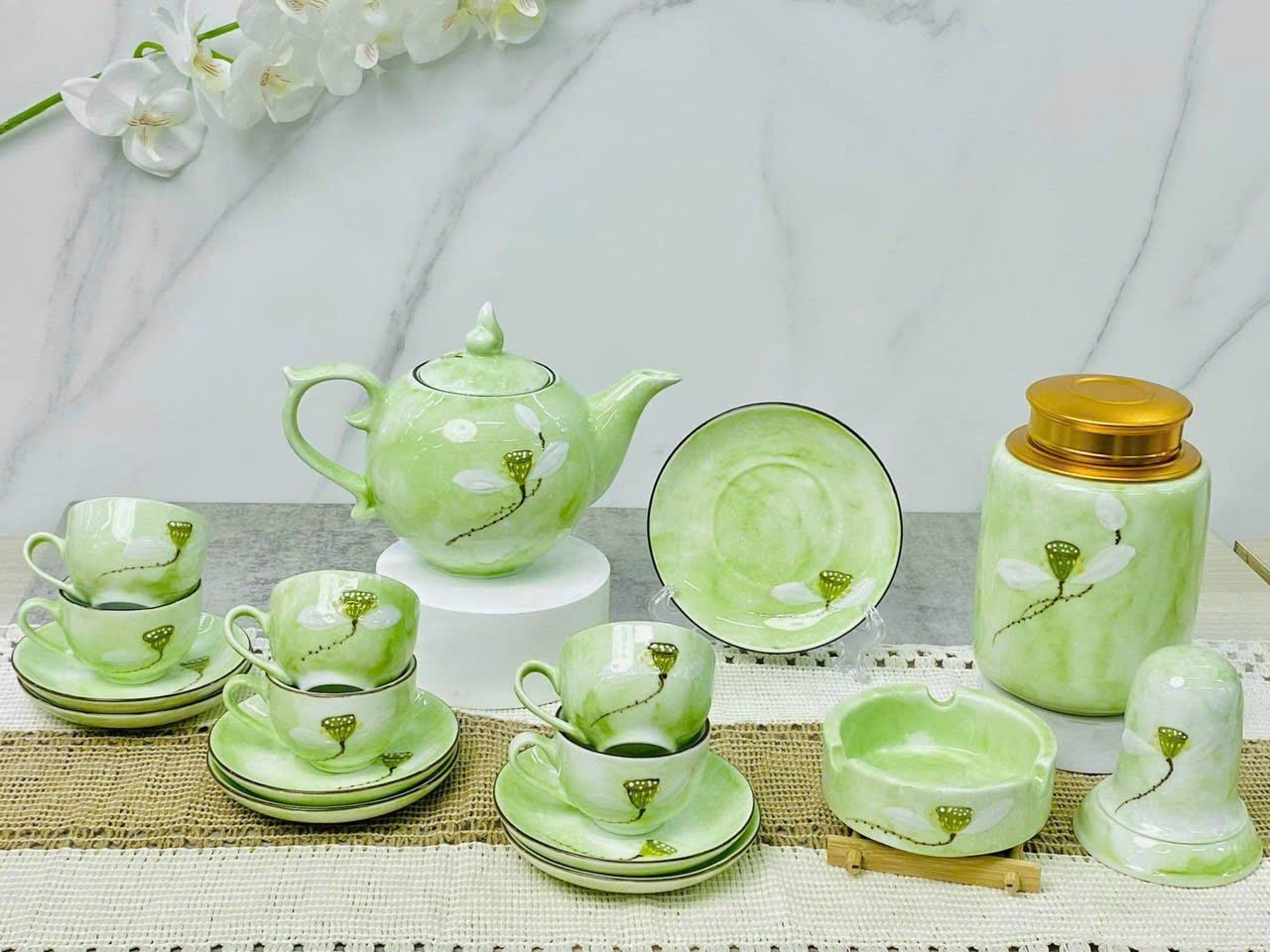 Bộ ấm chén Bát Tràng vân đá xanh ngọc vẽ tay – tinh tế & sang trọng