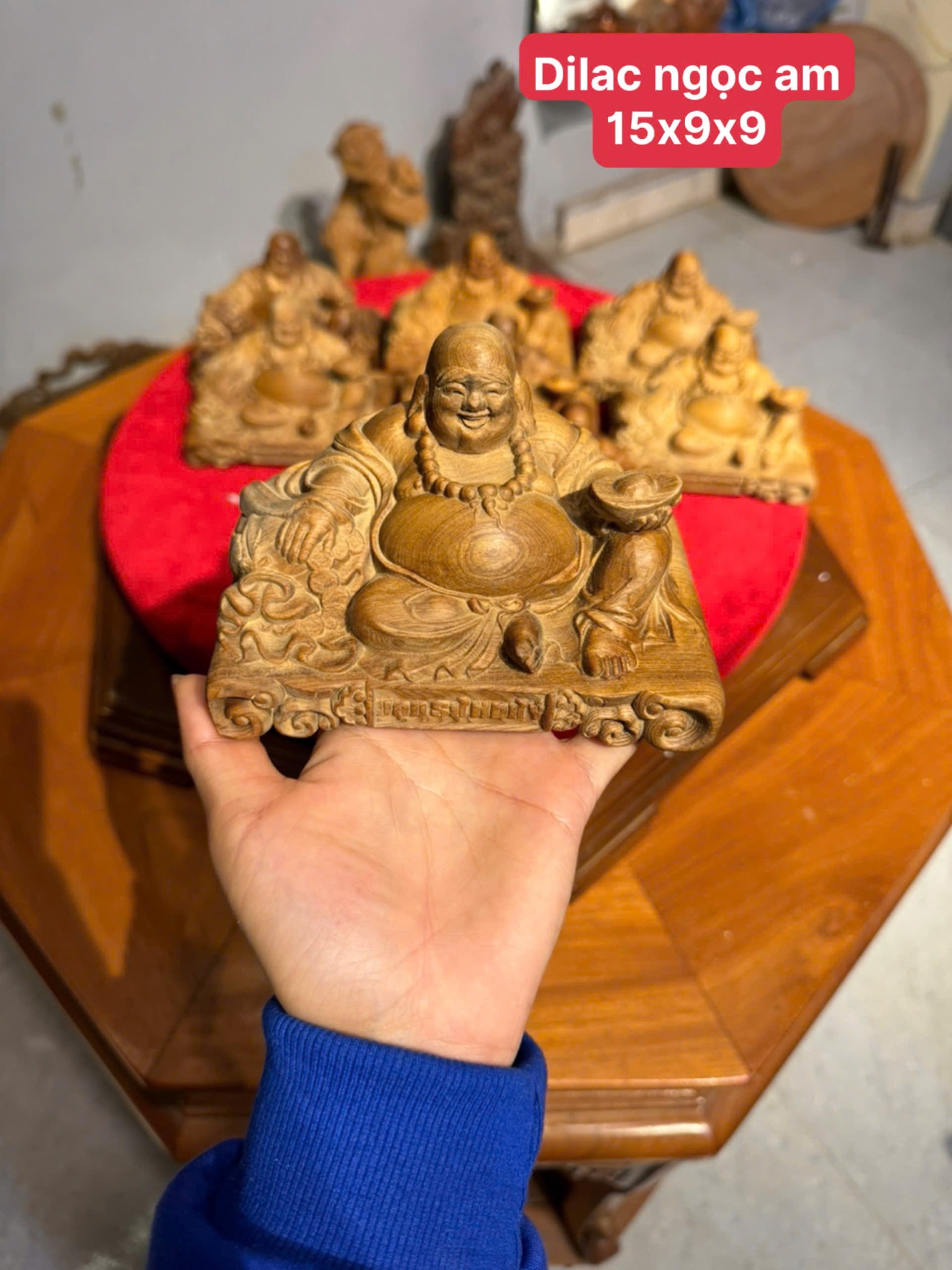 Tượng Di Lặc Gỗ Ngọc Am Thơm – Chất Dầu, Vân Tuyệt Đẹp, Kích Thước 15x9cm