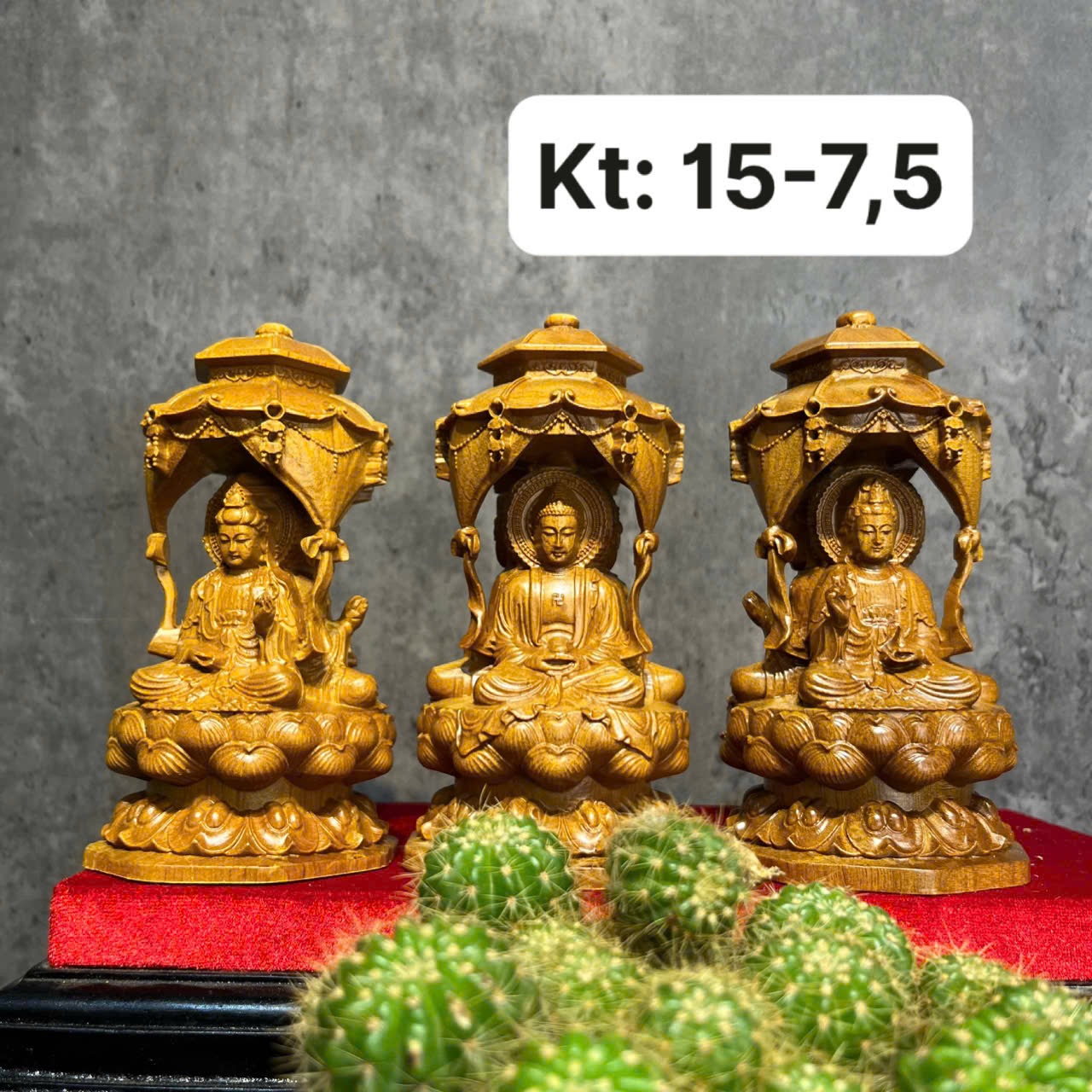 Tượng Tam Thế Ngồi Toà Gỗ Bách Xanh – Cao 15cm