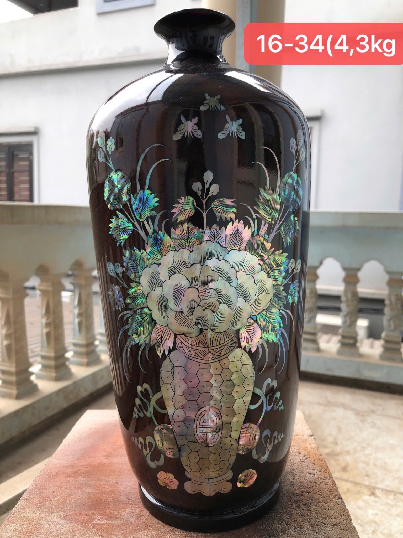 Bình hoa khảm trai gỗ trắc đen đỏ cao 34cm – hàng thủ công cao cấp