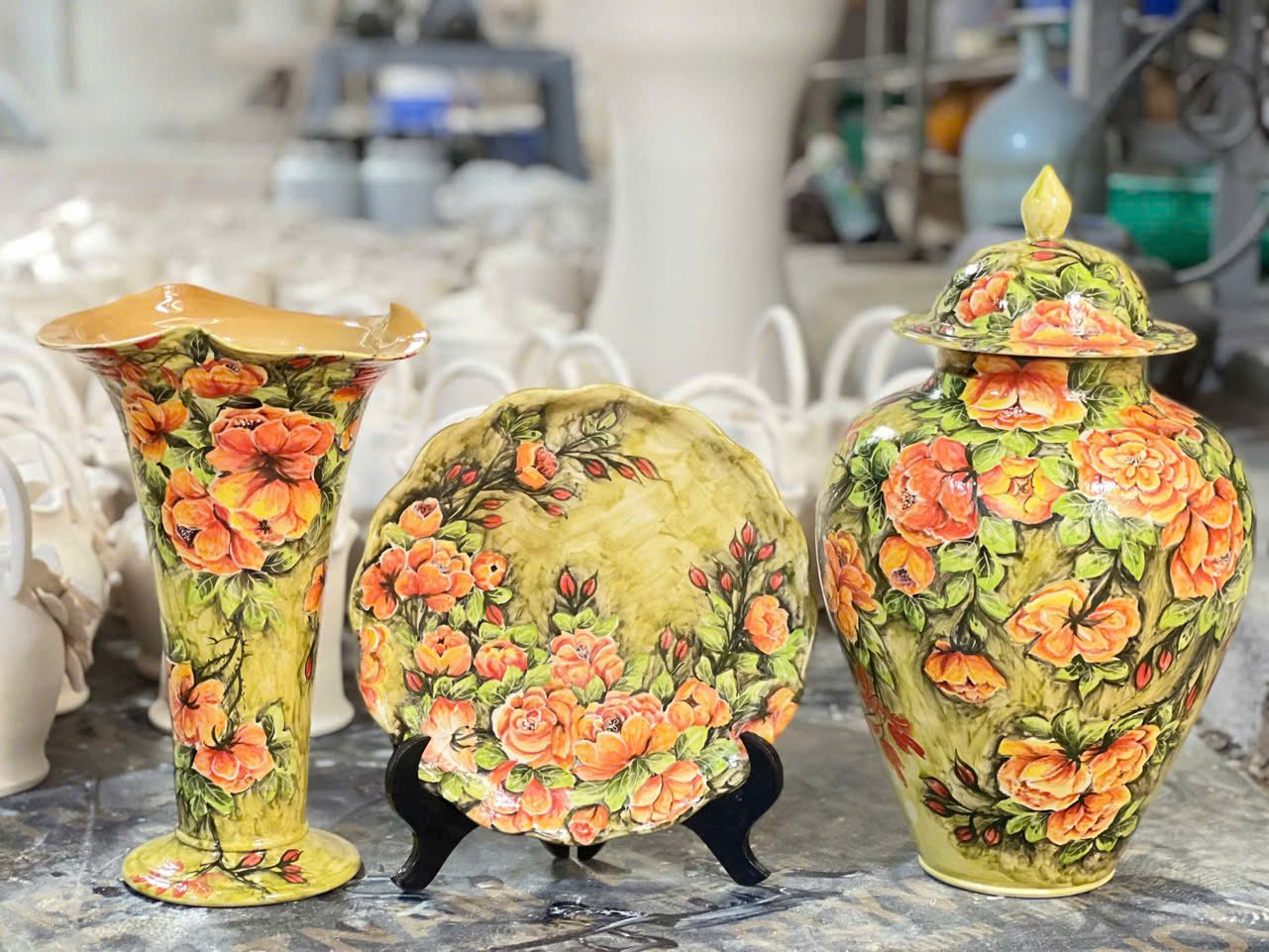 Set Lọ Gốm Vẽ Tay Cao Cấp – Họa Tiết Tinh Xảo, Nghệ Thuật