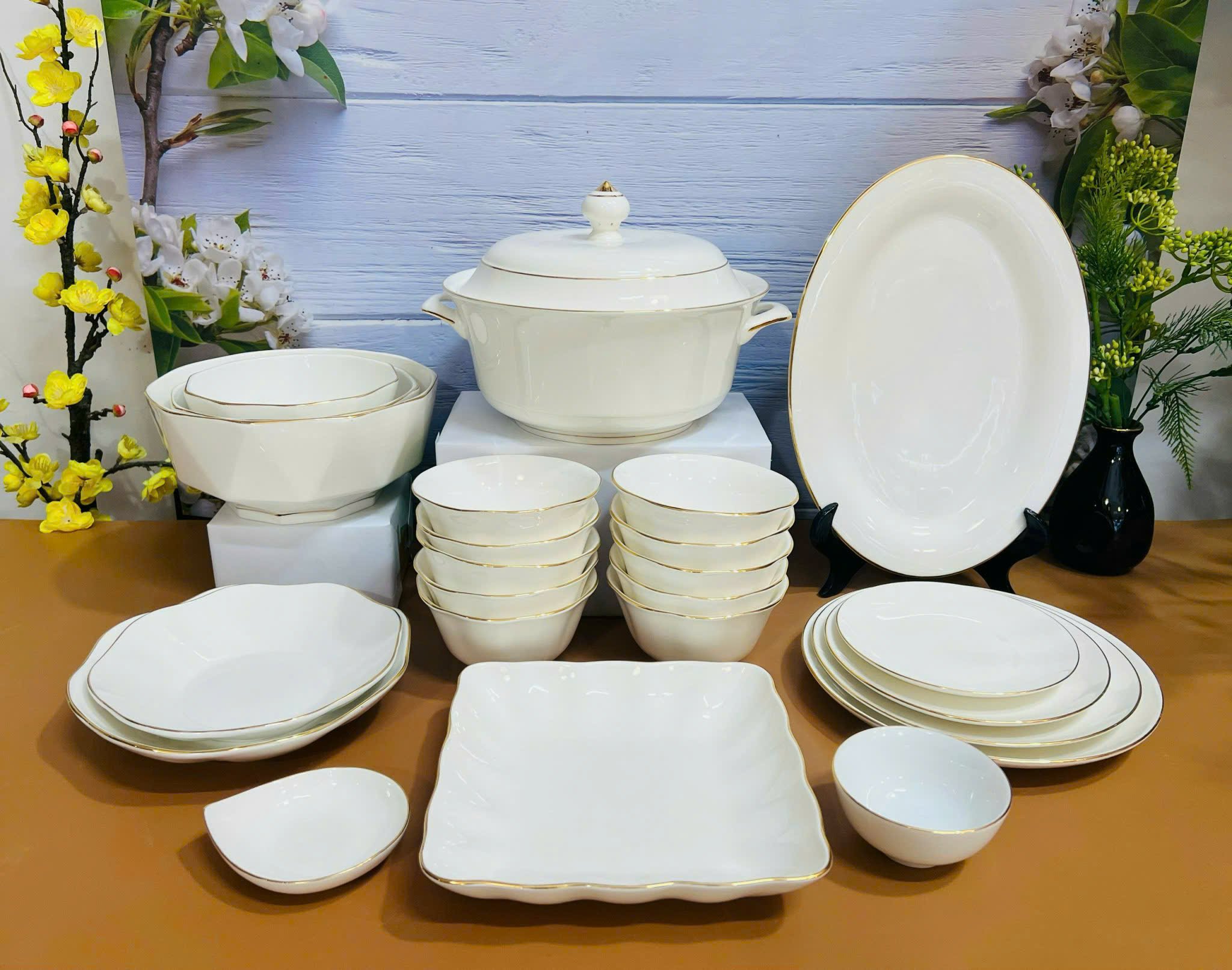 Bộ Bát Đĩa Sứ Trắng 24 Chi Tiết - Sang Trọng, Tinh Tế