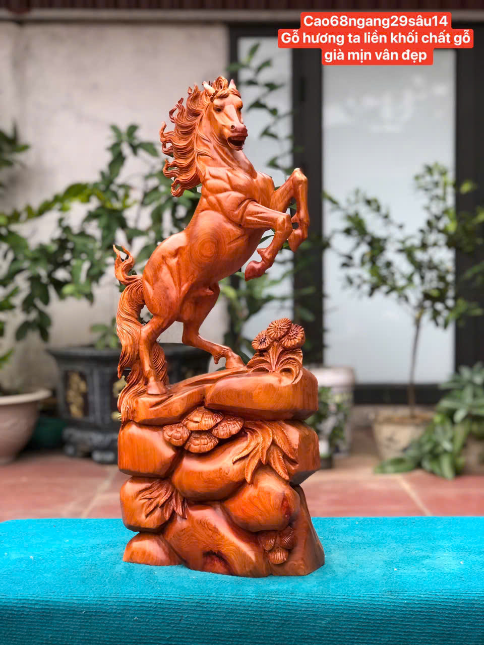 Tượng Ngựa Gỗ Hương Liền Khối – Biểu tượng phong thủy tài lộc, may mắn