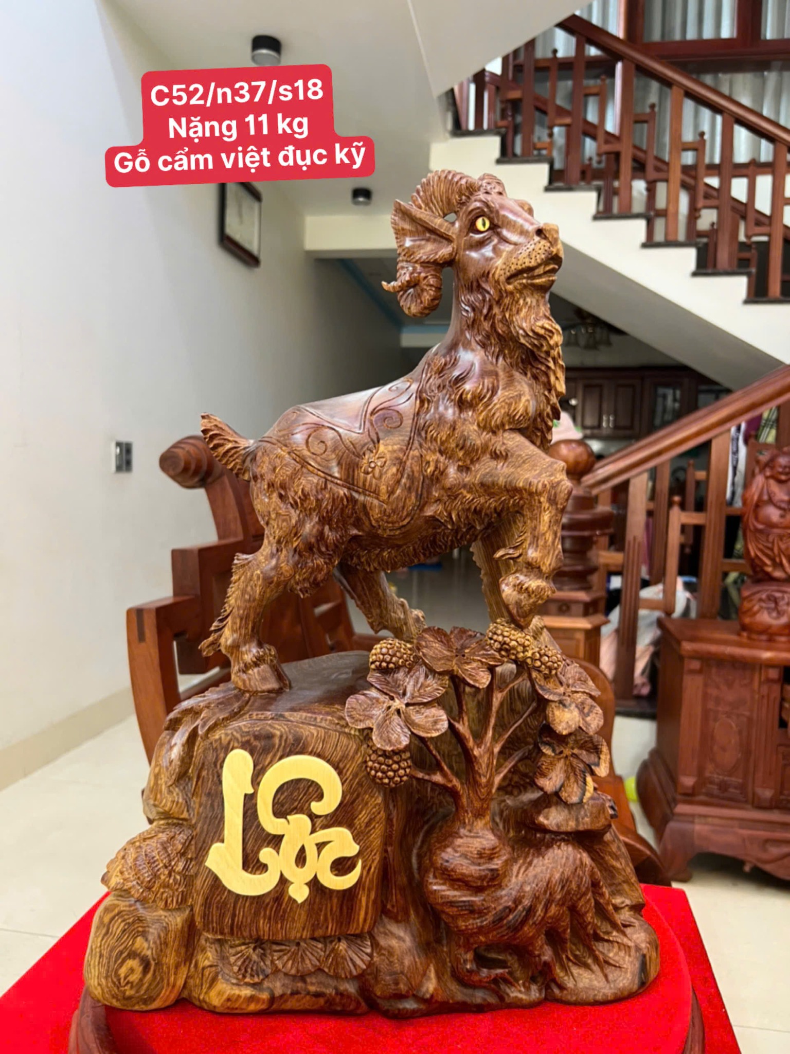 Tượng Dê Gỗ Cẩm Việt – Tài lộc, may mắn, thịnh vượng