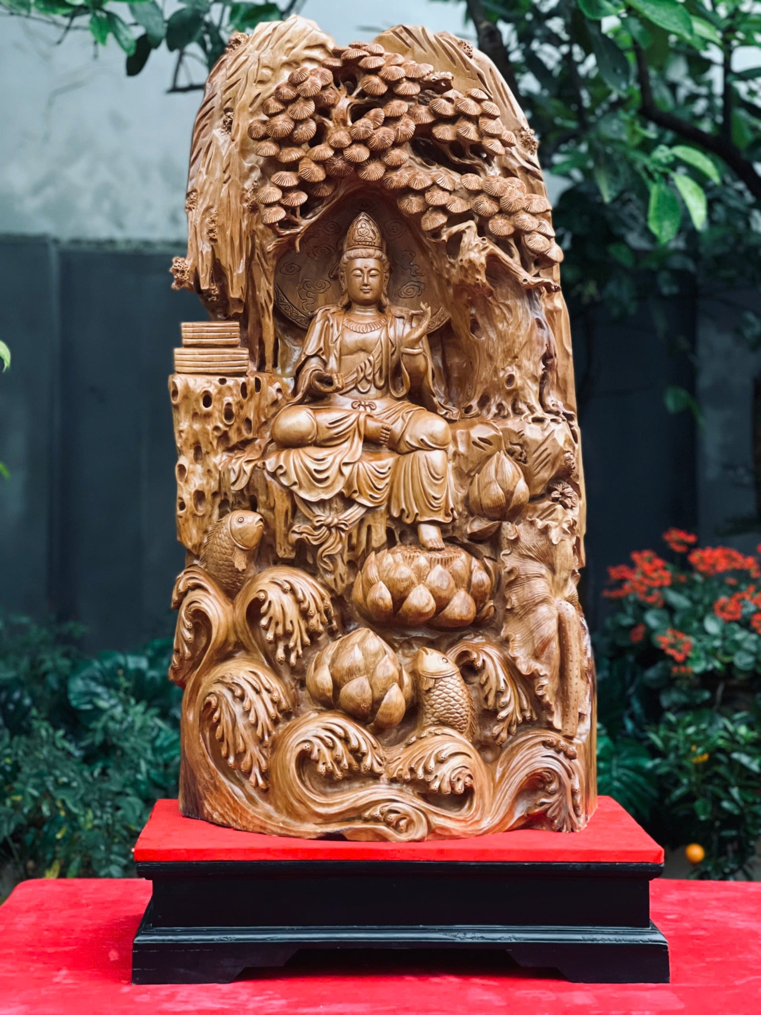 Tượng Nhất Tâm Bái Phật Gỗ Gù Hương – Linh Vật Phong Thủy