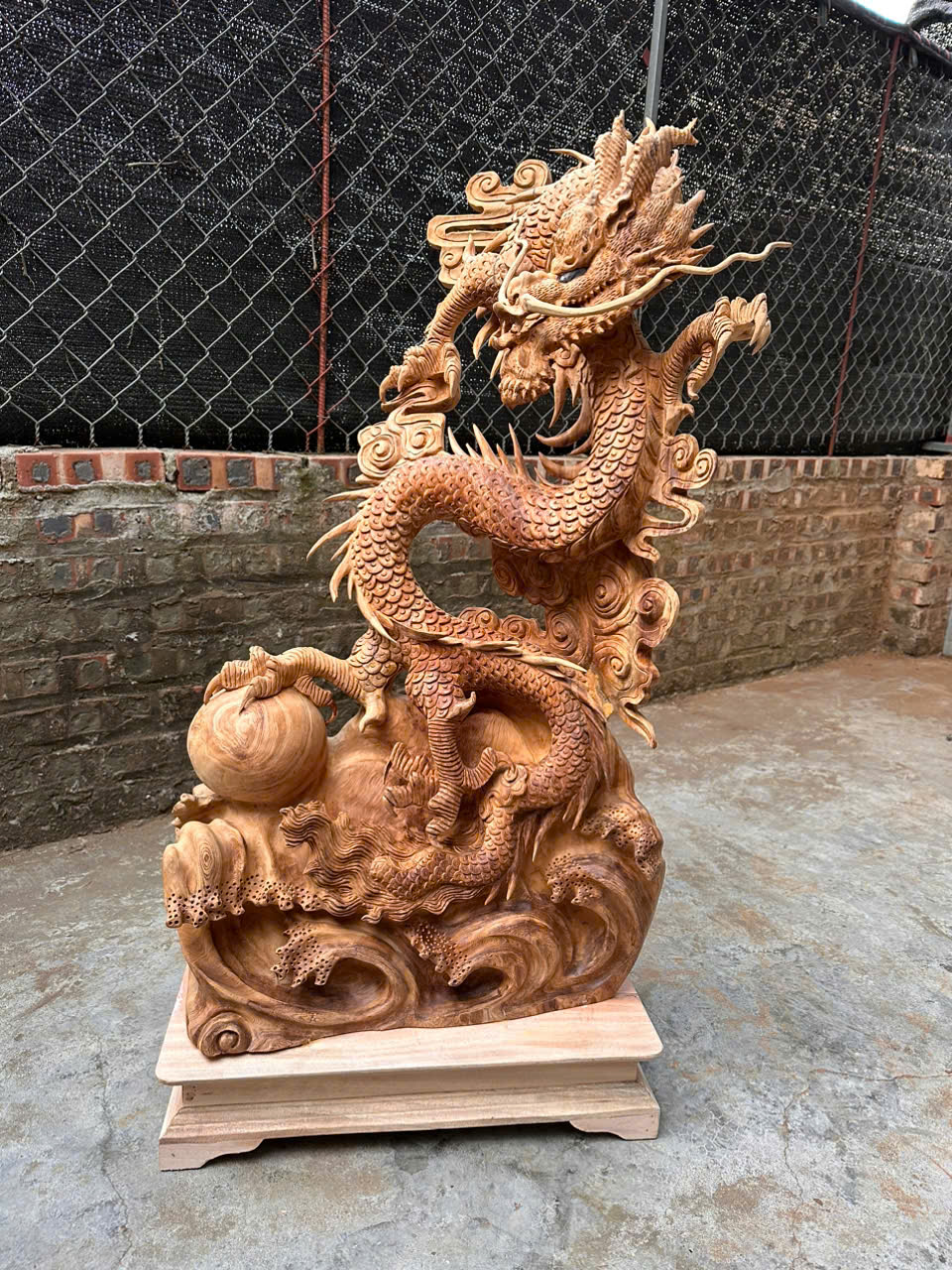 Tượng Nhất Long Bảo Ngọc Gỗ Ngọc Am – Cao 95cm