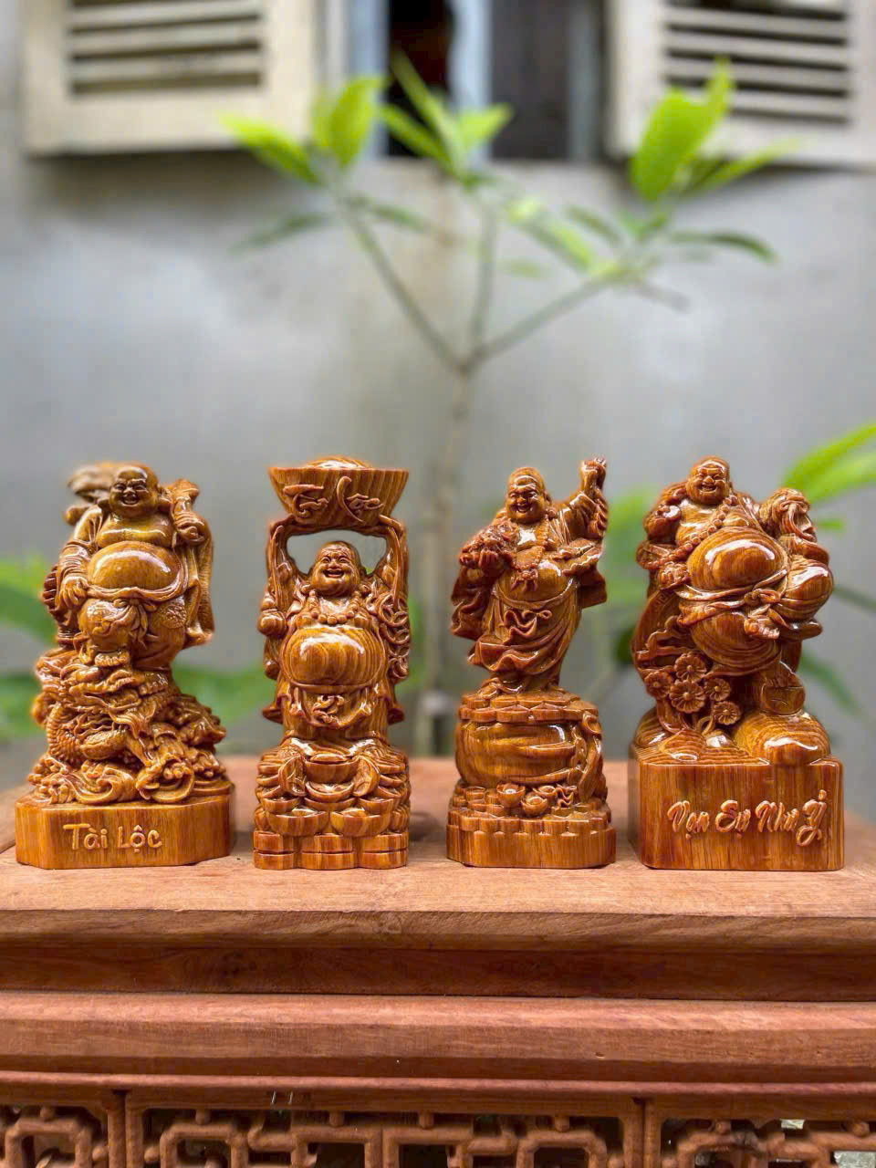 Bộ Tứ Di Lặc Gỗ Huyết Long – Tài Lộc, May Mắn, Bình An