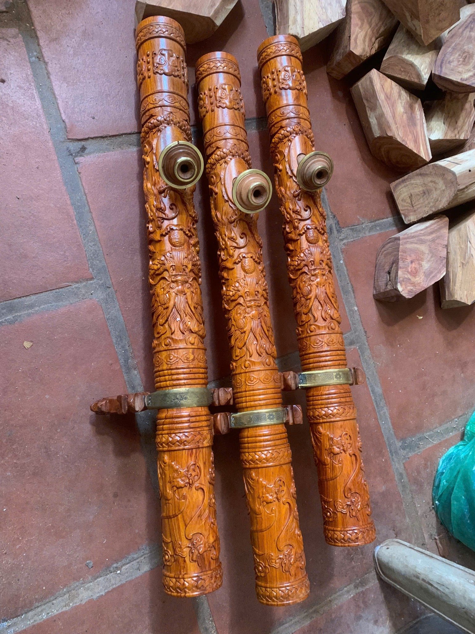 Điếu Cày Gỗ Hương Trạm Rồng – Sang Trọng & Đẳng Cấp