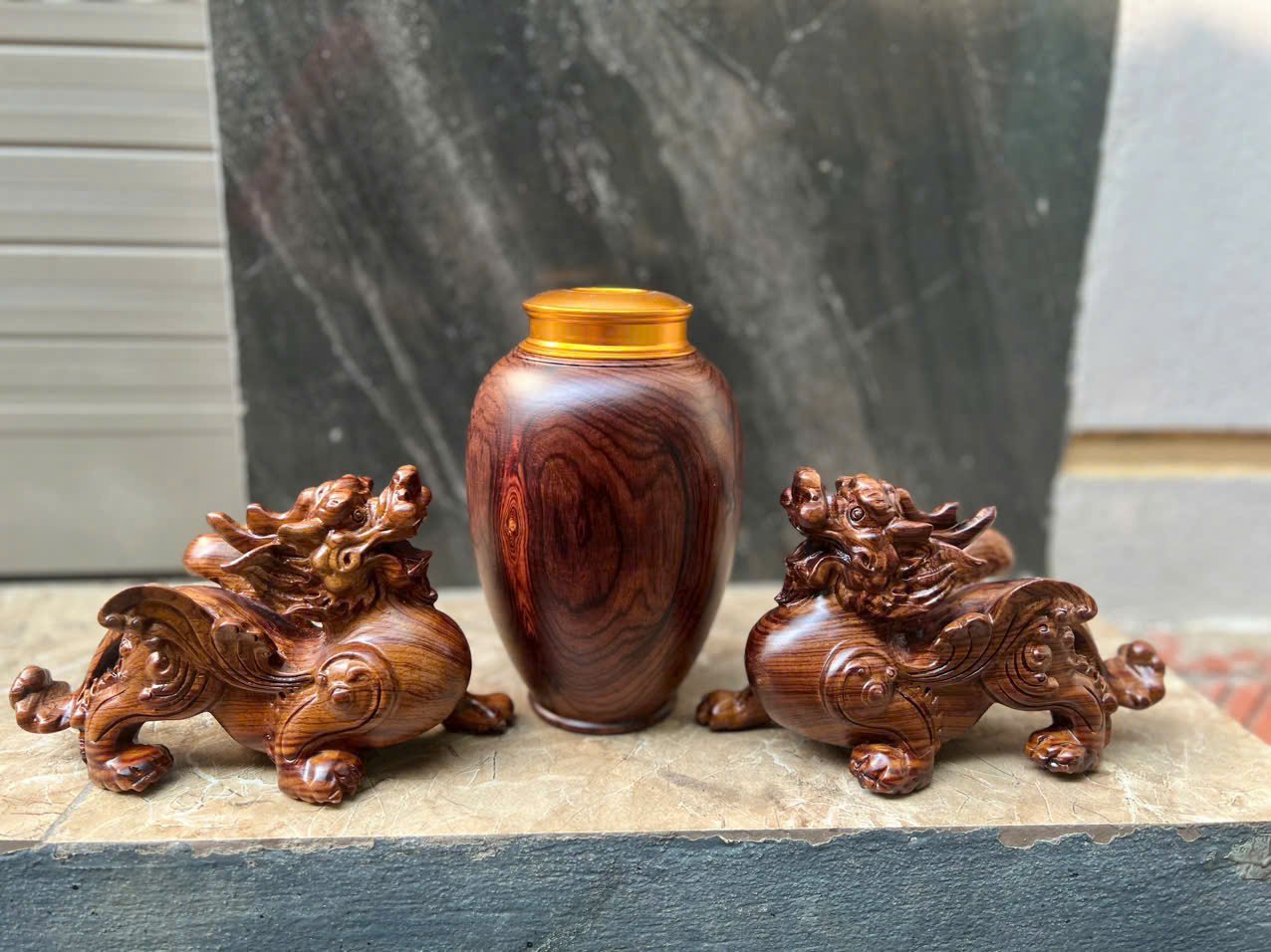 Combo Gỗ Cẩm Tỳ Hưu & Hộp Chè – Vượng Tài, Đẳng Cấp