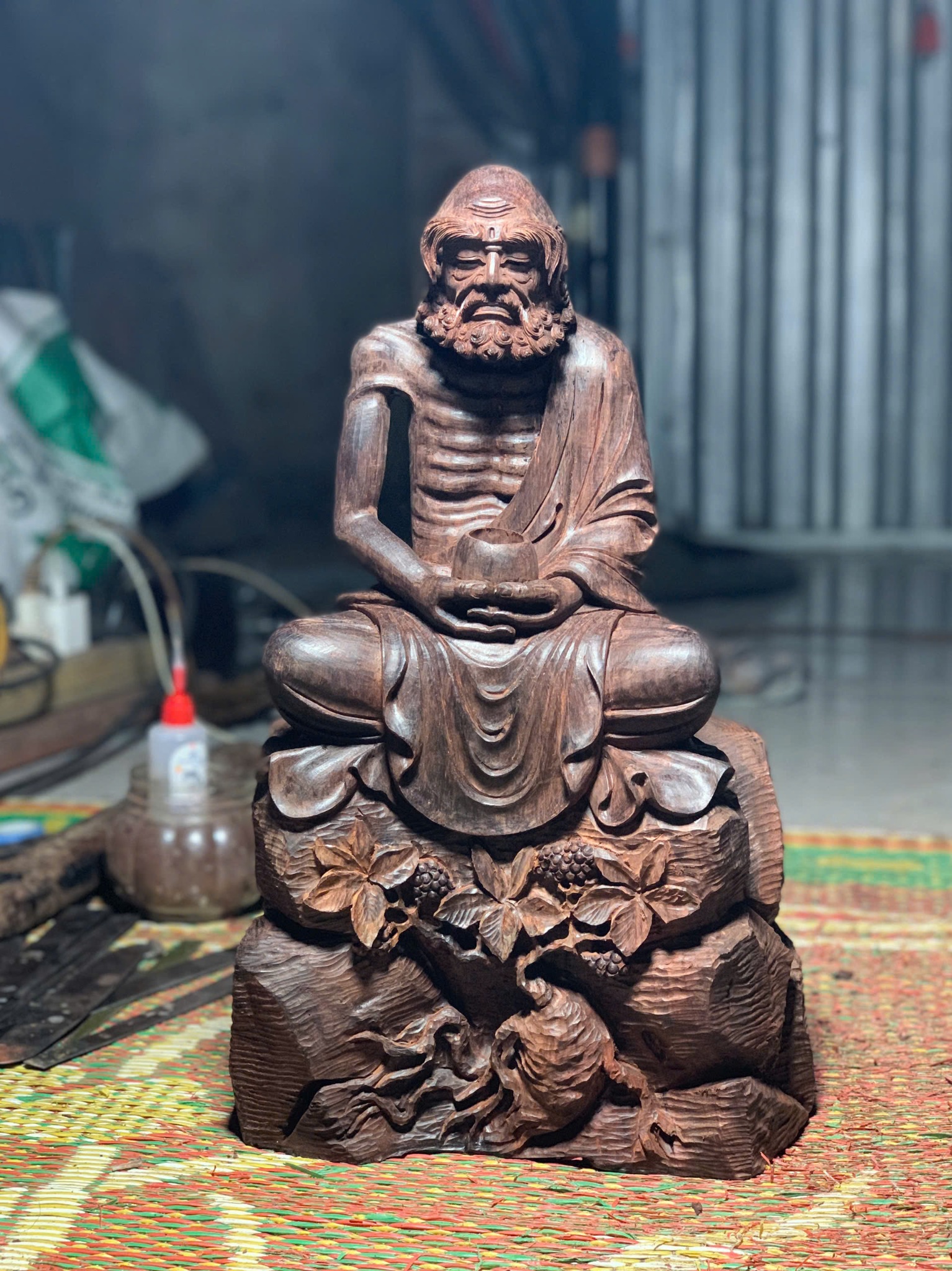 Tượng Đạt Ma Thiền – Gỗ Trắc Cũ Liền Khối