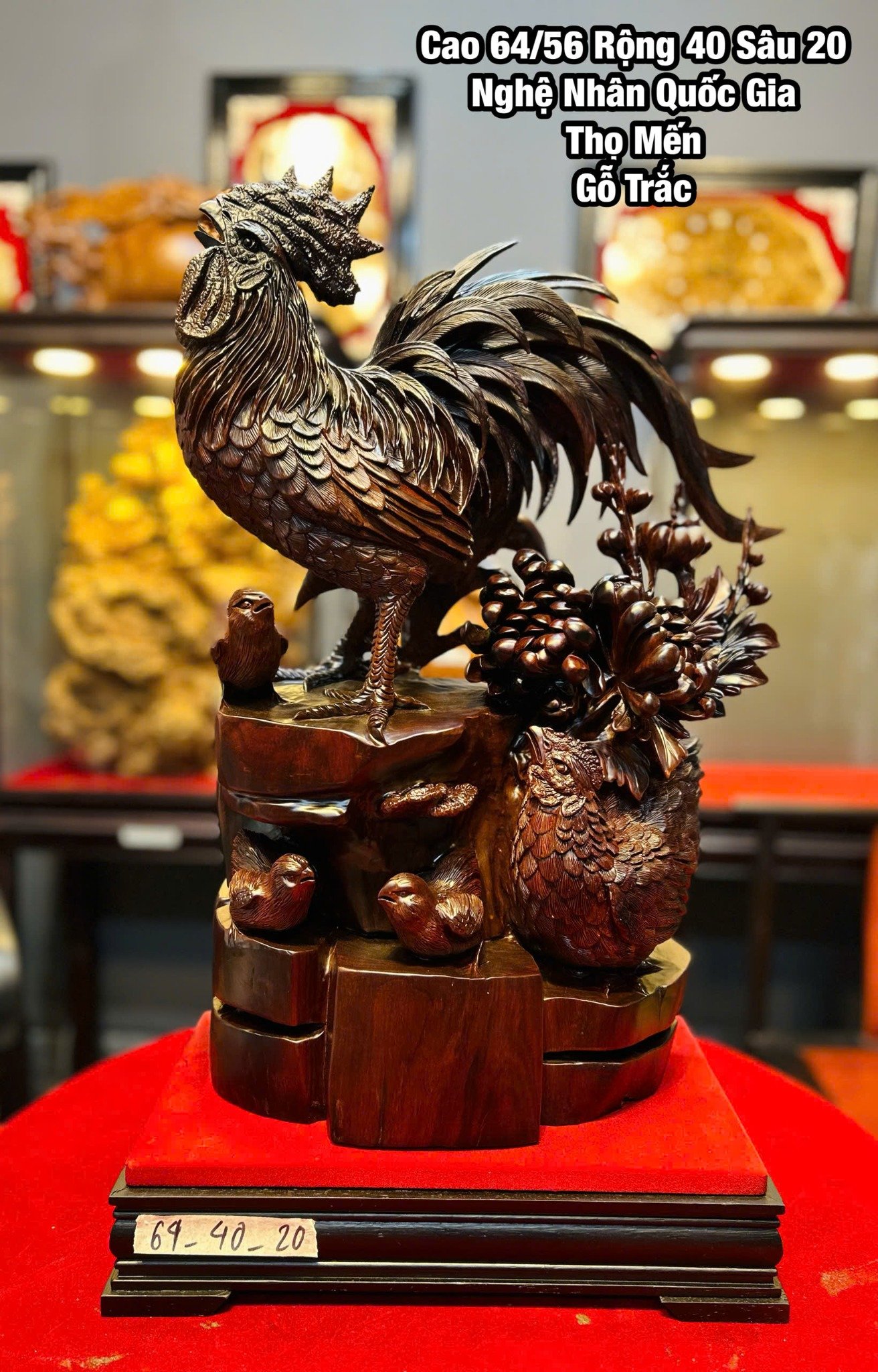 Tượng Gia Đình Gà – Gỗ Trắc, Đục Tinh Xảo, Phong Thủy Tốt