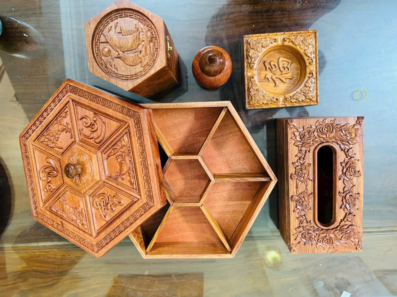 Bộ Hộp Gỗ Hương Đá Cao Cấp – Sang Trọng, Ấm Áp Cho Không Gian