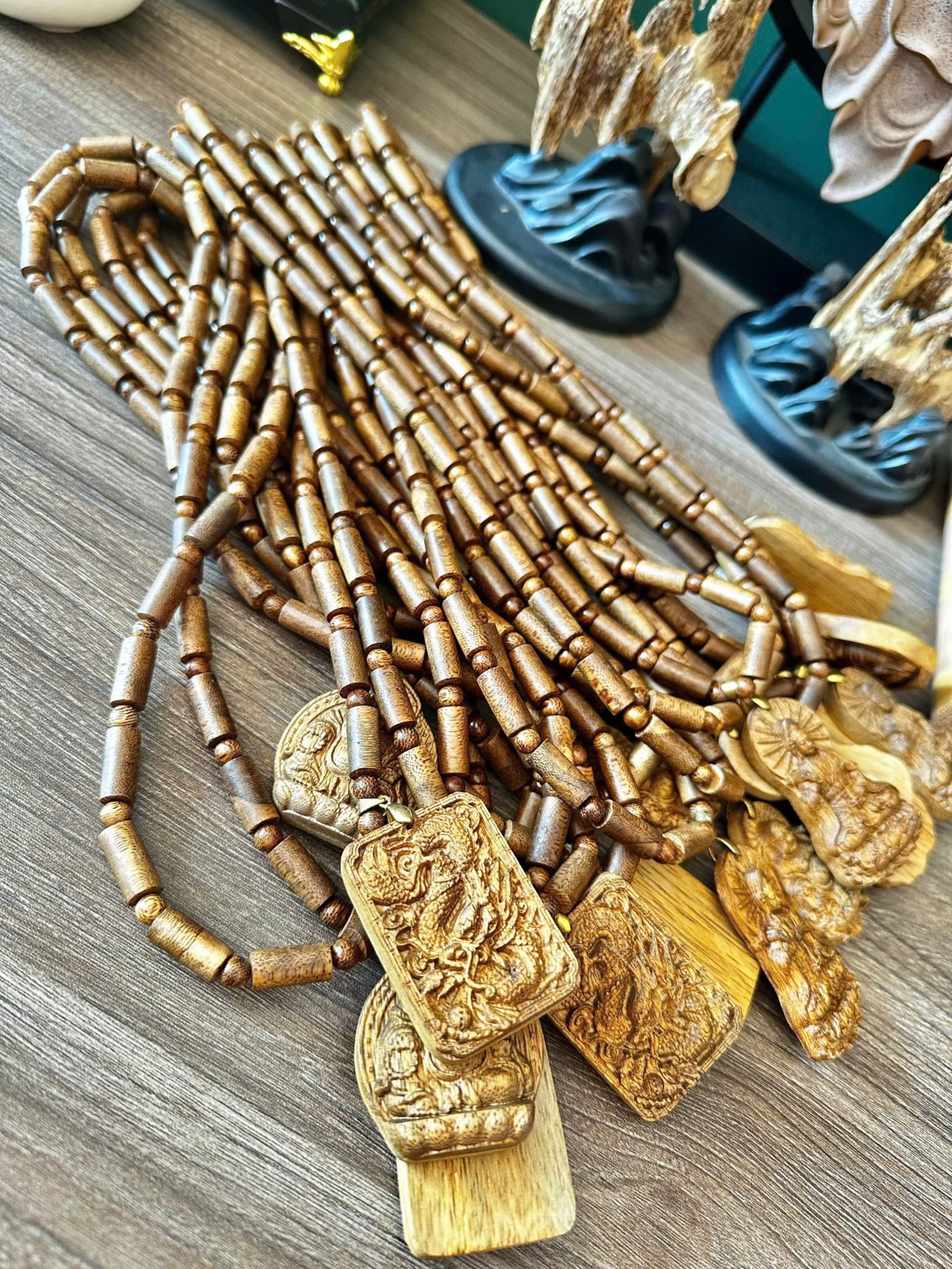 Vòng Cổ Nam Gỗ Tốc Vườn 8li Đốt Trúc – Mặt Phật Bản Mệnh