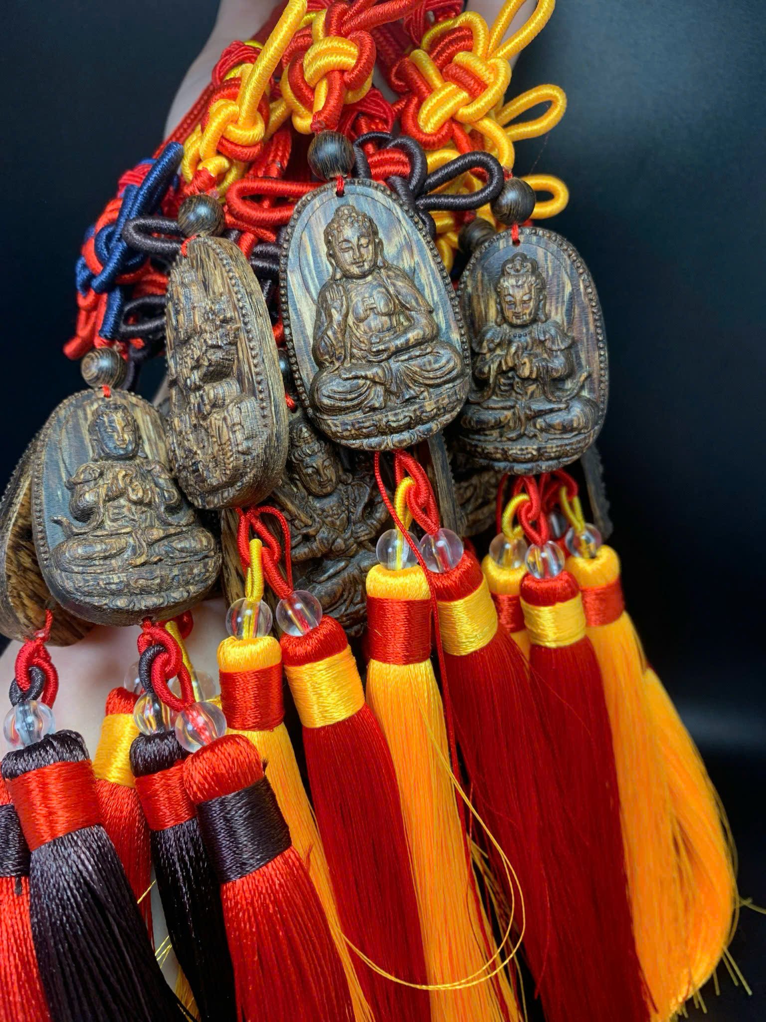 Khánh Treo Xe Phật Bản Mệnh Sánh Chìm – Đủ 8 Vị Cho 12 Con Giáp