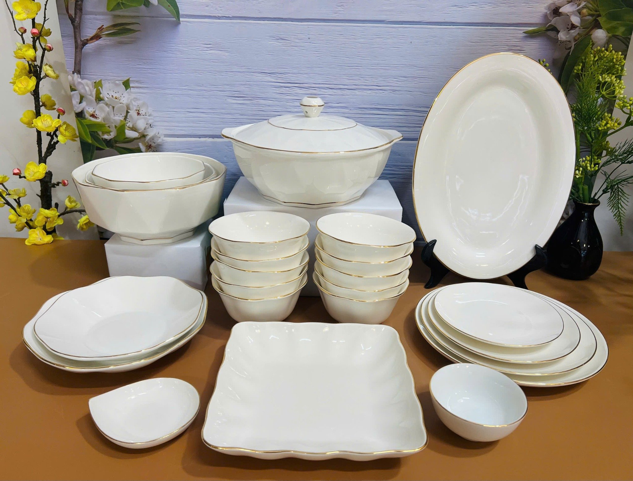 Bộ bát đĩa ăn 24 chi tiết Bát Tràng men cao cấp