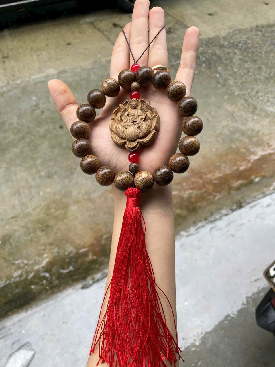 Chuỗi hạt niệm Phật và treo xe mix đá phong thủy – Bình an may mắn