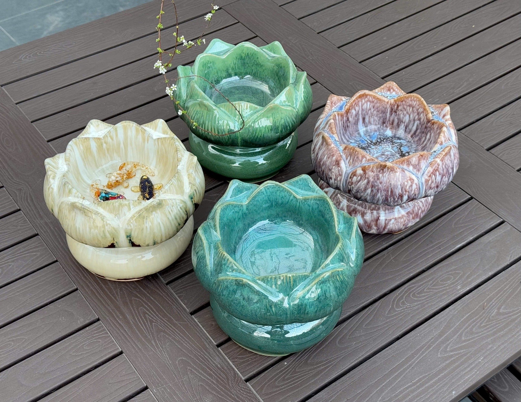 Bát hoa sen Bát Tràng F18 tặng kèm đế trưng bày