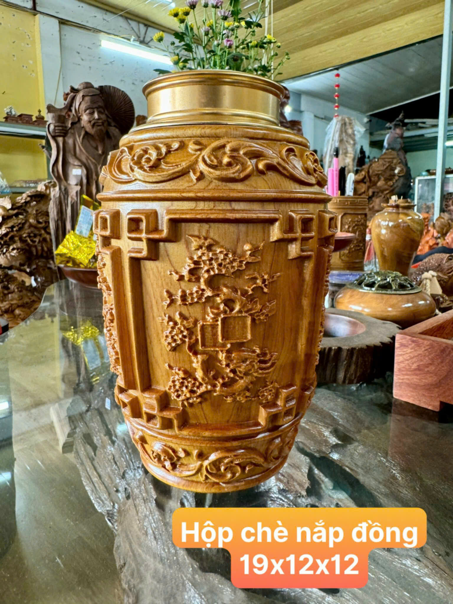 Hộp chè Tứ Quý gỗ nắp đồng 2 lớp – sang trọng, tiện dụng