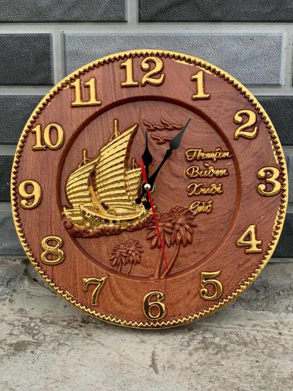 Tranh đồng hồ treo tường gỗ hương – chạm khắc tinh xảo