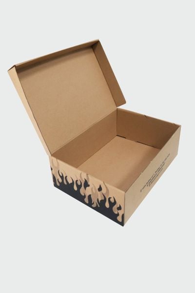 Hộp carton đựng giày in flexo 33x23x11cm