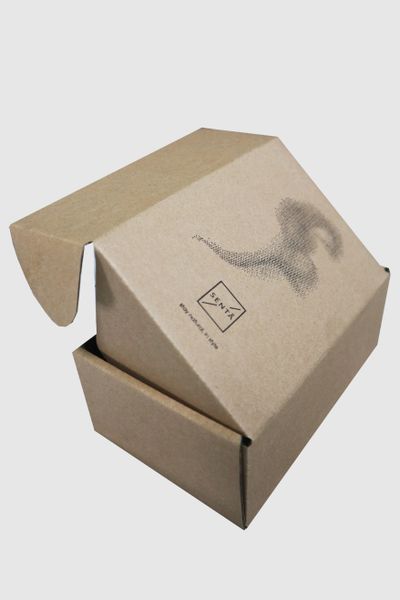 Hộp nắp gài in số lượng ít theo yêu cầu 24x10x9cm