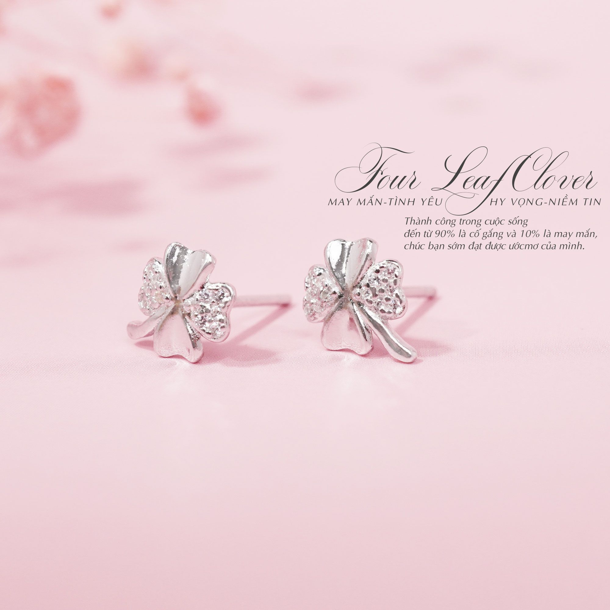 Hoa Tai Cỏ Bốn Lá