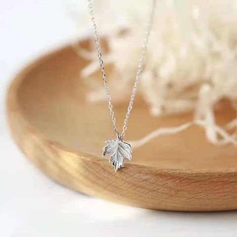 Dây Chuyền Lá Phong