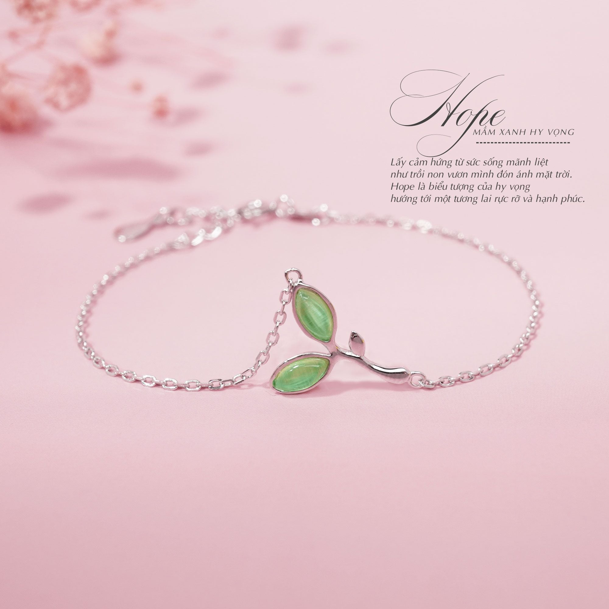 Lắc Tay Mầm Cỏ