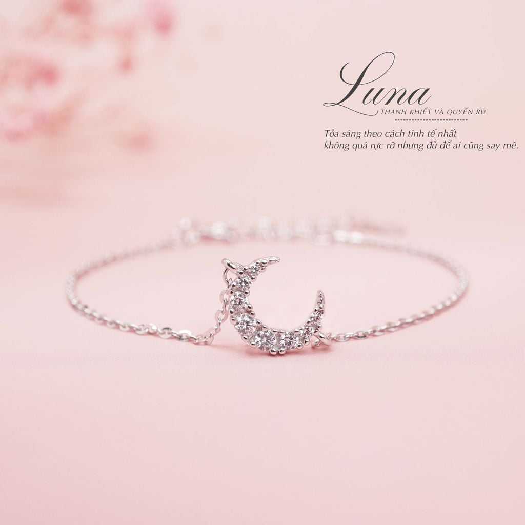 Lắc Tay Luna