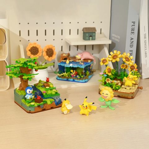 Đồ Chơi Lắp Ráp KEEPPLAY Pokemon Creek Bank Fruit Picking PIPLUP & PIKACHU K20244 Building Block - Herbie Toys