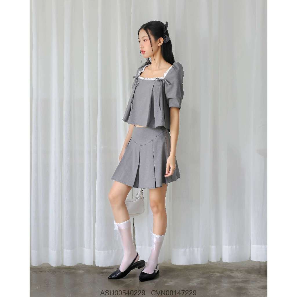 Chân váy ngắn nữ VMSTYLE cạp cao xếp ly dáng xòe trơn basic, năng động đi học, đi chơi CVN00147