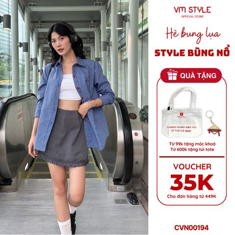 [Võ Hà Linh x VM STYLE] Chân váy ngắn coquette phối bèo VMSTYLE Chân váy chữ y2k cạp cao CVN00194