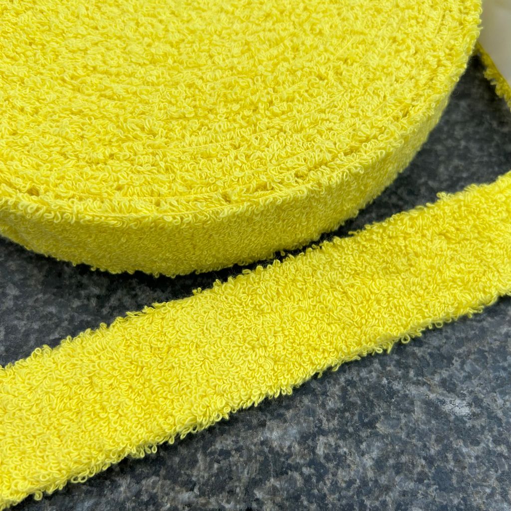 Quấn cán vải Apavi AG-204R (10 mét) 100% Cotton mềm mại, sợi vải dạng xoắn bám tay, băng keo dễ bóc, không cần quấn cán